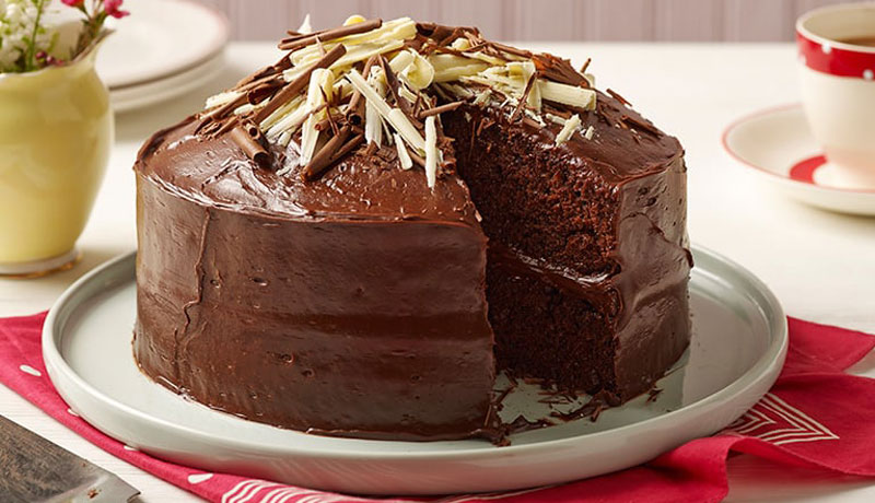 Rich Chocolate Fudge Cake