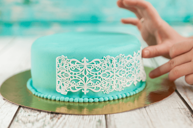 How to Make Edible Lace