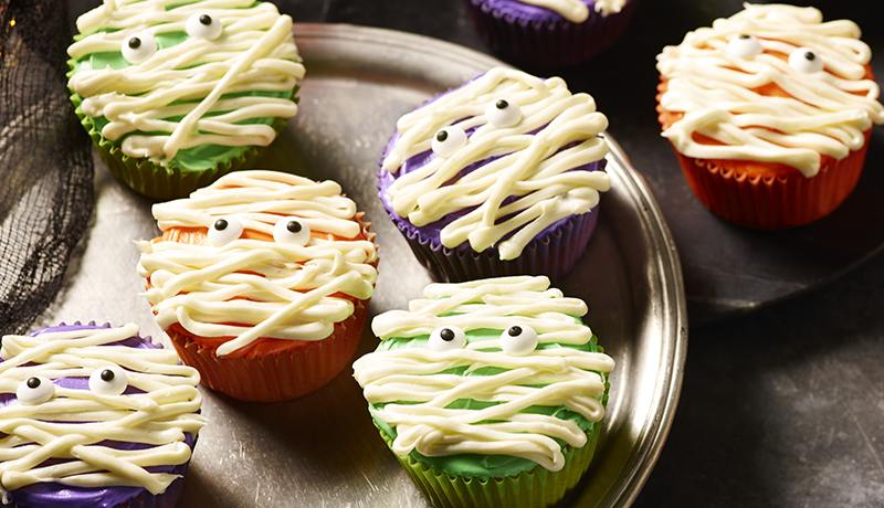 Halloween Mummy Cupcakes