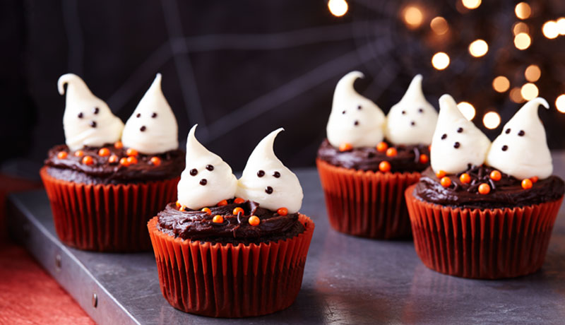 Spooky Ghost Cupcakes