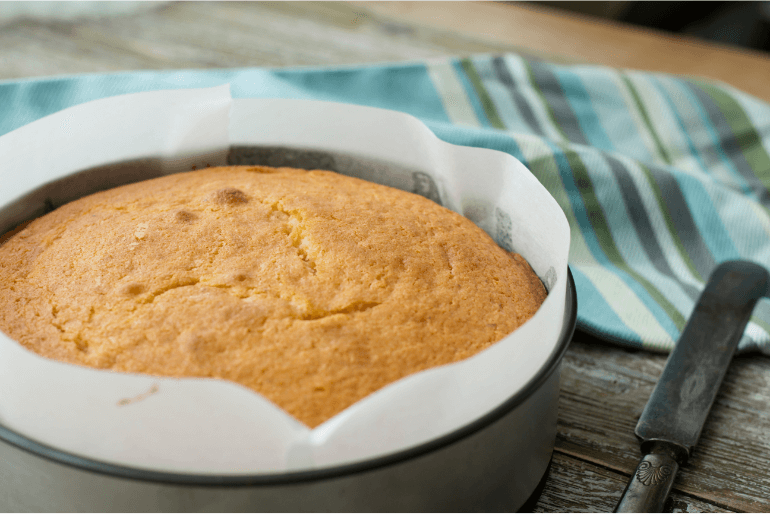 Use Cake Strips to Prevent your Cake from Doming